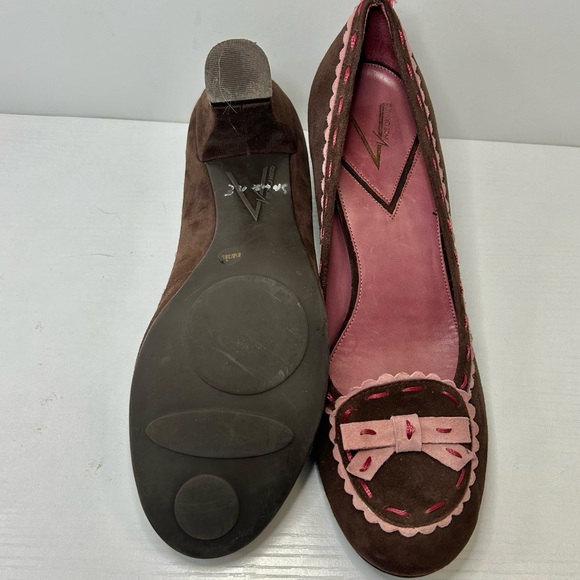 Vince Camuto Chocolate Brown Suede Pink Bow Heels Size 8.5 - Picture 10 of 15